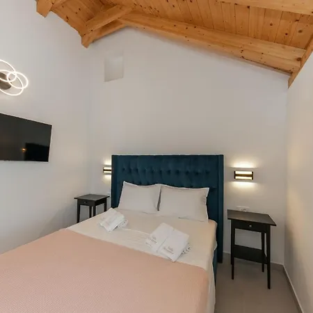 빌라 Pescatore 트로기르